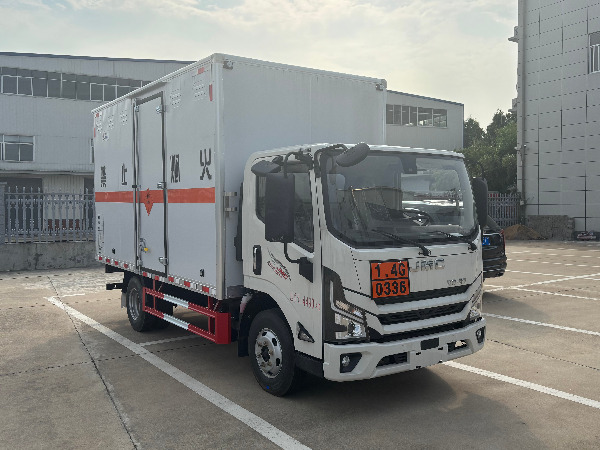 江鈴凱運爆破器材運輸車